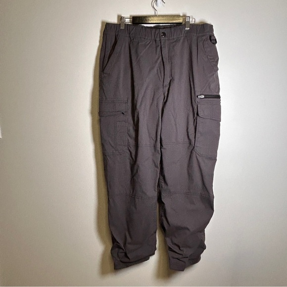 BC Clothing Men’s Large x 30 Gray lined work Pants Warm Cozy Outdoor Camping - Picture 2 of 10